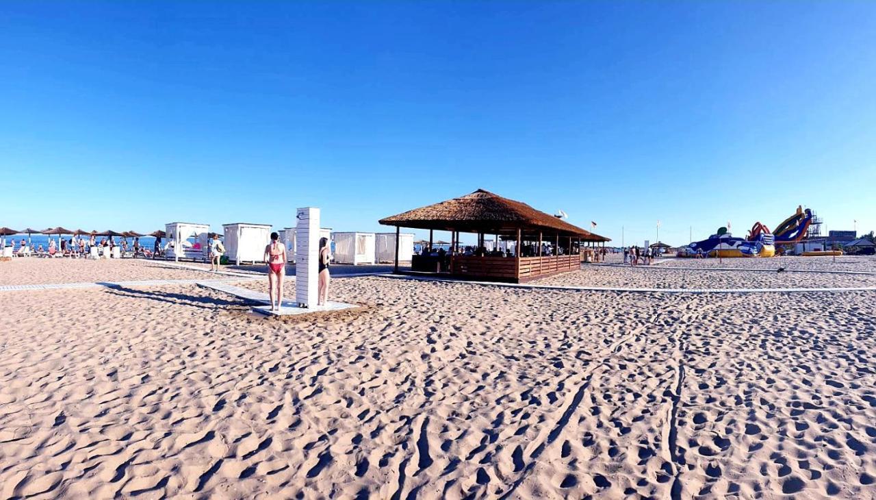 Zatokas Sun Club Hotel Exterior photo