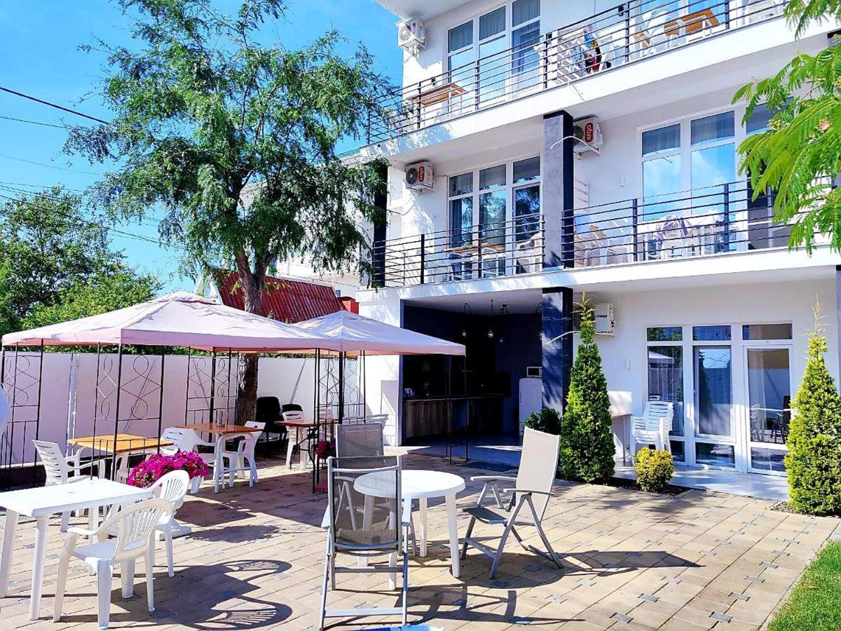 Zatokas Sun Club Hotel Exterior photo